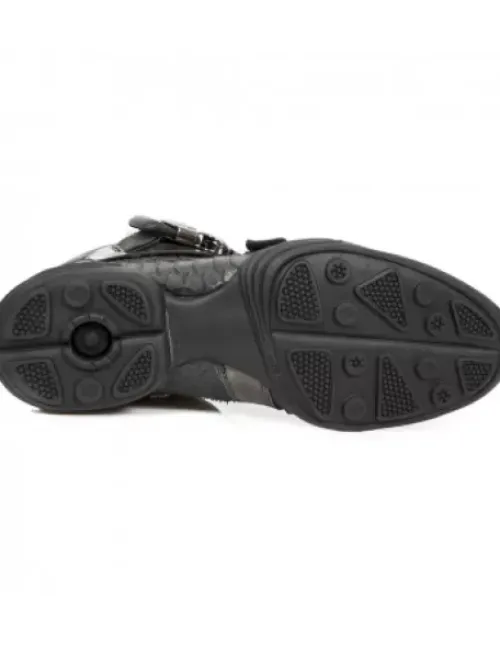 Hot New Rock AB -8179-C2